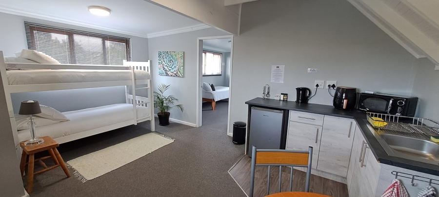 8 Bedroom Property for Sale in Blanco Western Cape